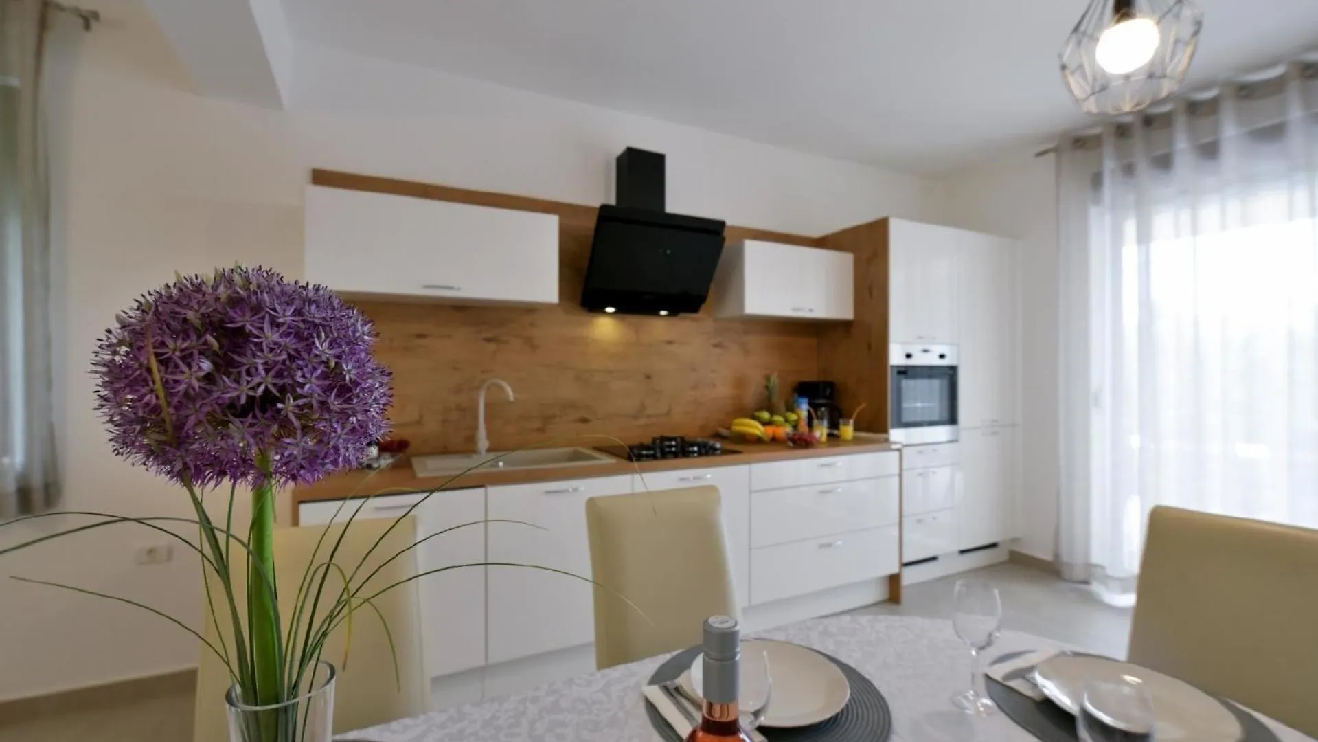 Ferienhaus Mit Privatpool Fuer 6 Personen Ca 100 Qm In Galizana, Istrien Istrische Riviera 0*, Galizana