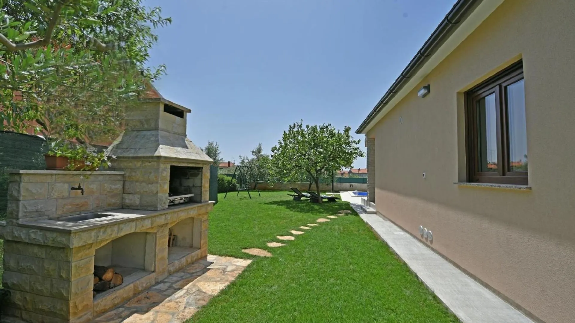 Ferienhaus Mit Privatpool Fuer 6 Personen Ca 100 Qm In Galizana, Istrien Istrische Riviera Holiday home Galizana