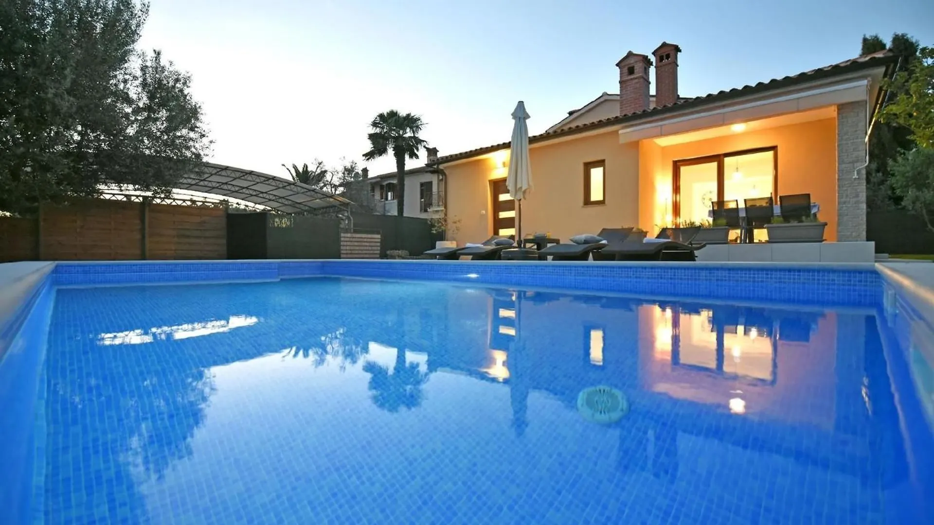 Ferienhaus Mit Privatpool Fuer 6 Personen Ca 100 Qm In Galizana, Istrien Istrische Riviera Kroatien